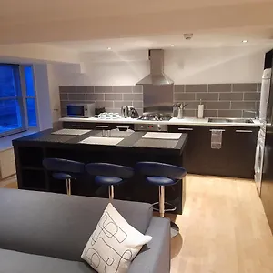 https://north-laine-deluxe-apartment-sleeps-6.brighton-hotels-england.com