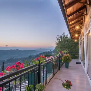 https://the-beauty-hills-residence.kandyhotelsnow.com